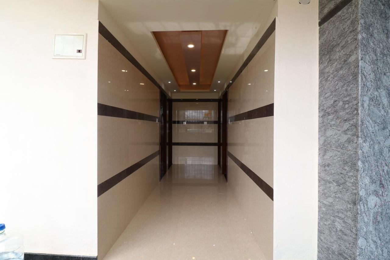 Oyo 37349 Sai Palace Hotel Chik Banavar Exterior photo